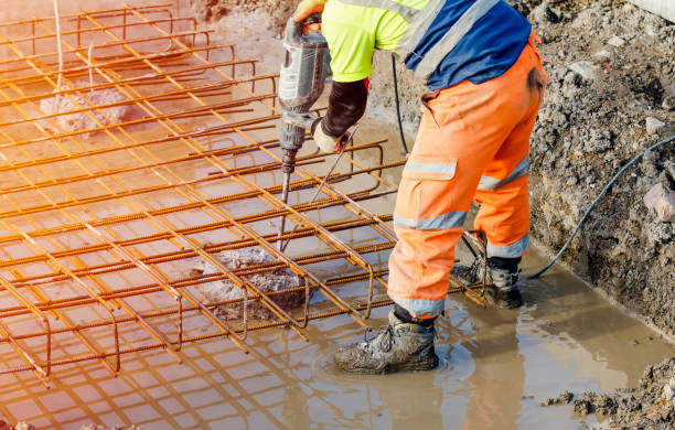 Best Concrete Sealing and Maintenance in Oakwood, IL